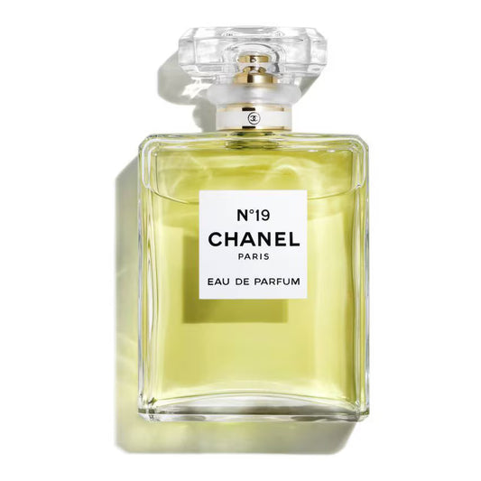 Chanel N°19